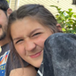 Meet your Posher, Lucy